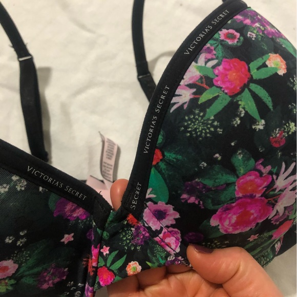 Victoria Secrets floral t shirt full coverage push up bra size 34 DD. - Picture 6 of 13